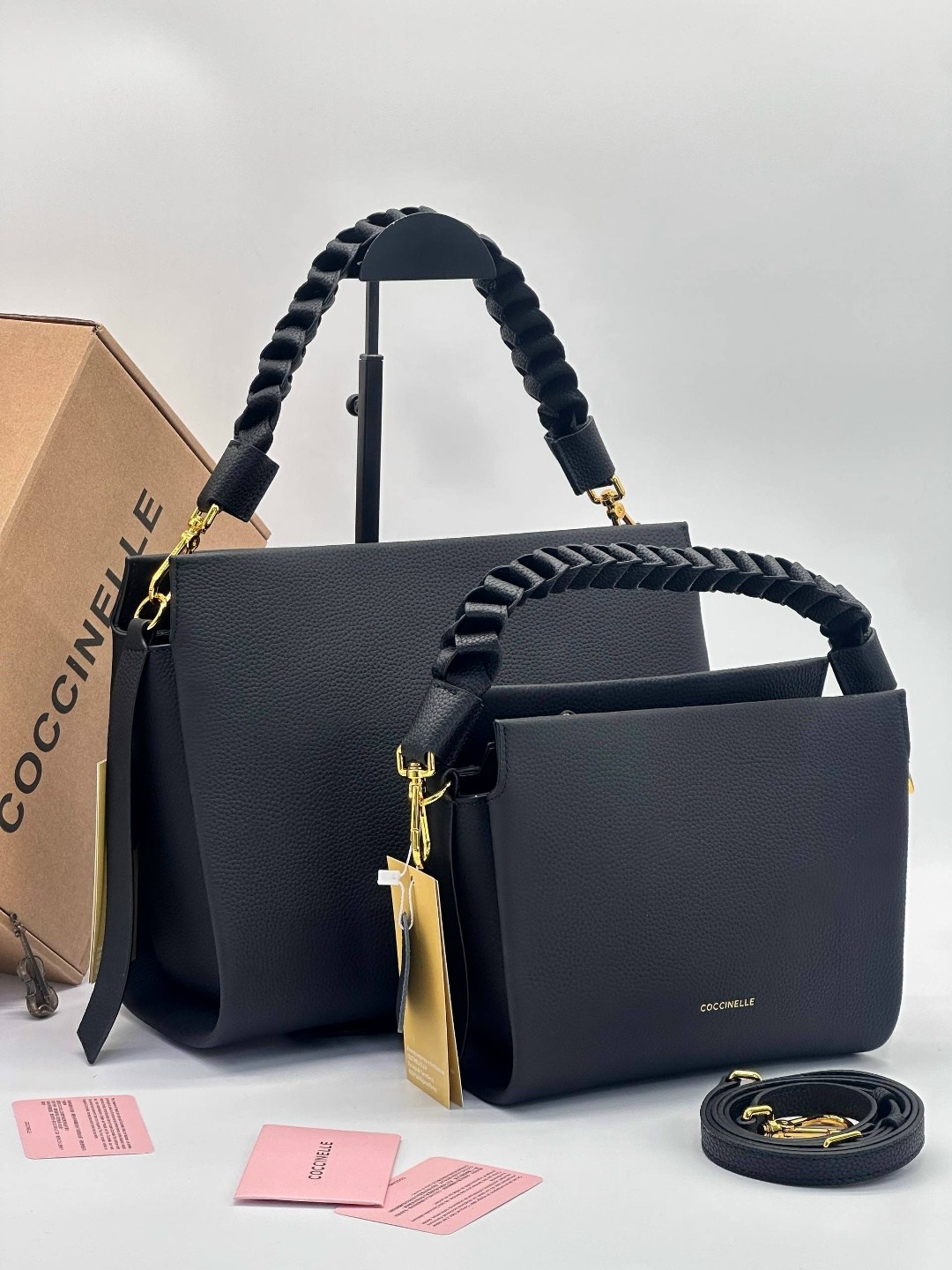 сумка coccinelle,женская сумка coccinelle,coccinelle сумка boheme,сумка женская coccinelle e1 m50 13 01 01 черный,сумка boheme grana double coccinelle