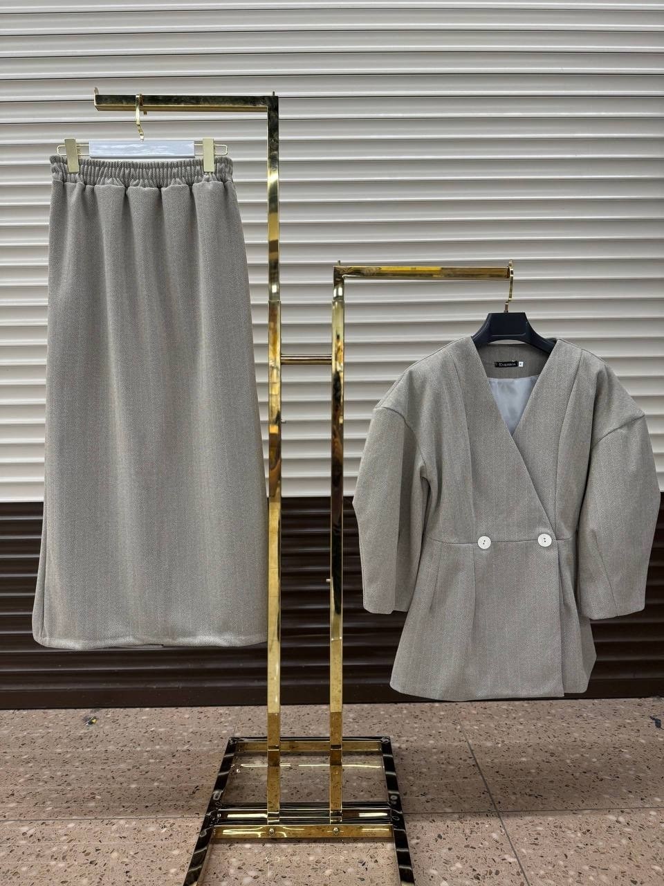 костюм женский,костюм с юбкой,костюм классический,женские костюмы с юбкой,костюм трикотажный