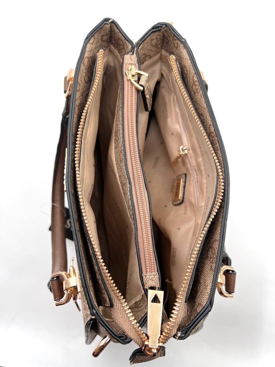 женская сумка guess,сумка guess,сумка-тоут guess noelle коричневый,сумка женская guess hwso9315060 серо-бежевая,сумка женская guess hwbg7879060 темно-бежевая