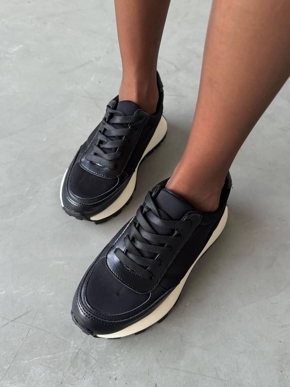 ,кроссовки женские,кроссовки женские черные кожаные с белой подошвой,кроссовки женские черный,черные кроссовки