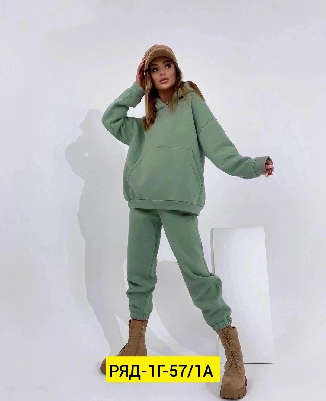 костюм с начесом,cпортивный костюм женский на флисе,спортивный костюм,теплый спортивный костюм на флисе,костюм спортивный утепленный с толстовкой женский