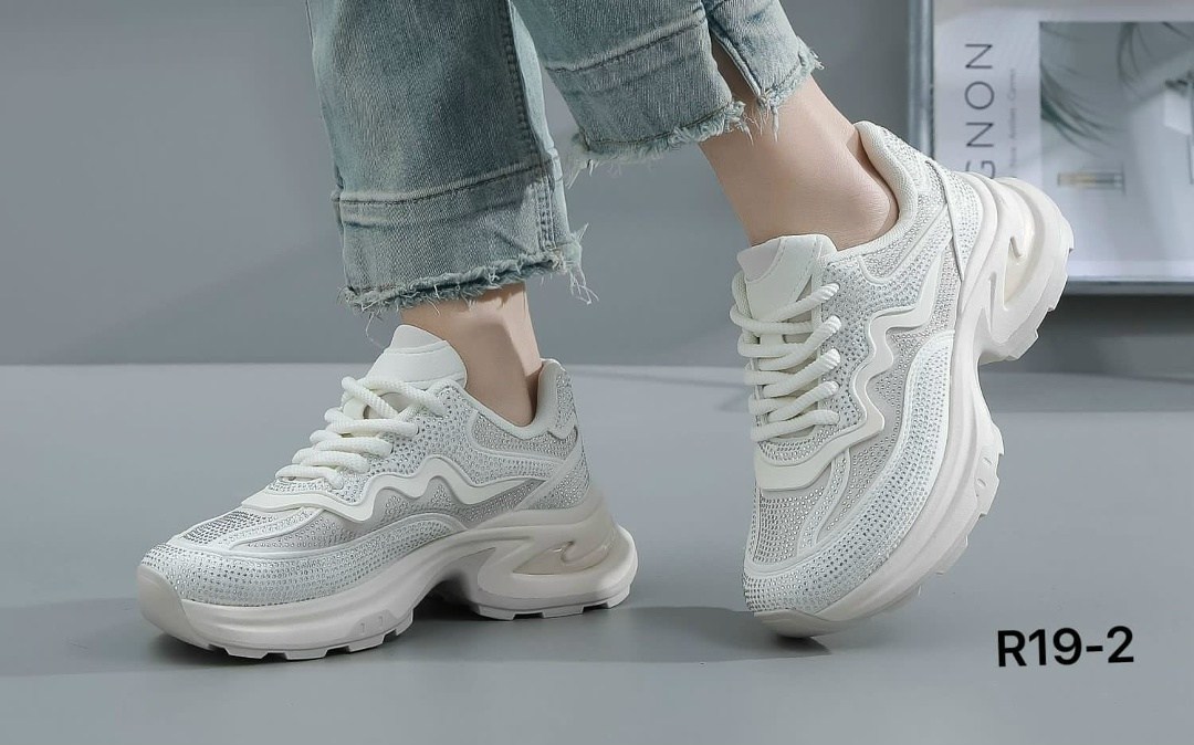 женские кроссовки,кроссовки для женщин,женские массивные кроссовки,кроссовка,модные кроссовки