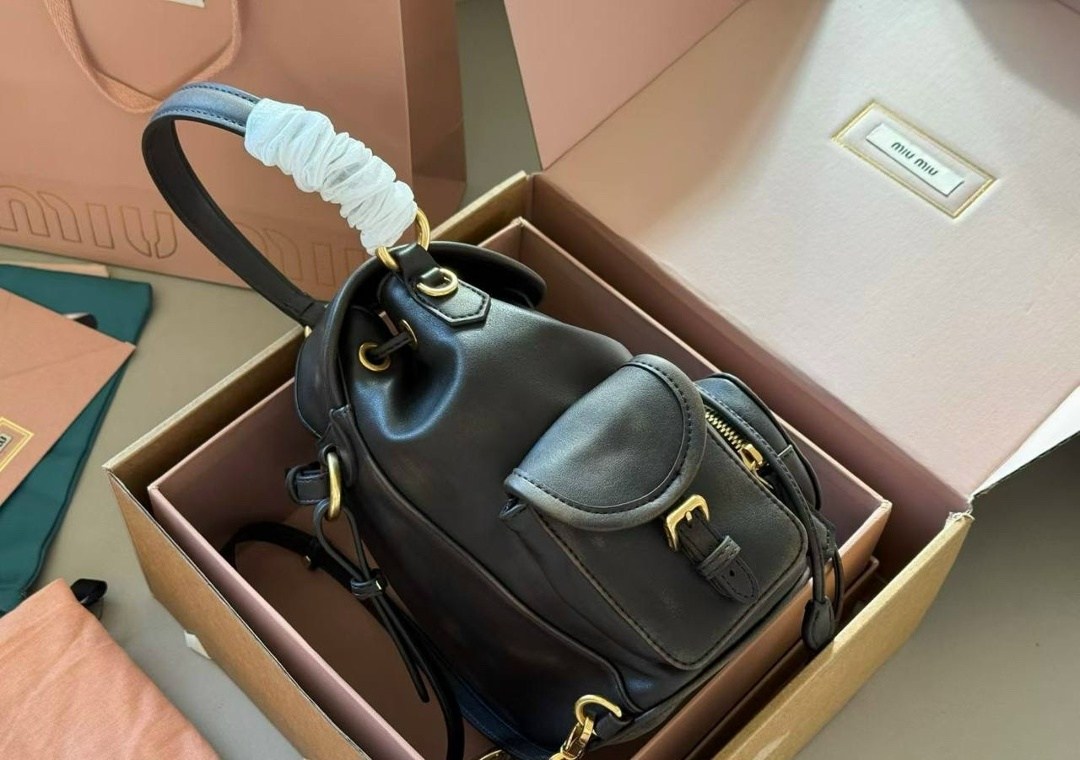 рюкзак женские,кожаные рюкзаки,брендовые рюкзаки,рюкзак,женский кожаный рюкзак