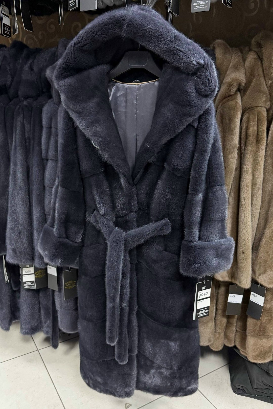 норковая шуба,шуба норковая с капюшоном,шуба норковая сапфир с капюшоном,шуба bffur из натурального меха норки,шуба норка