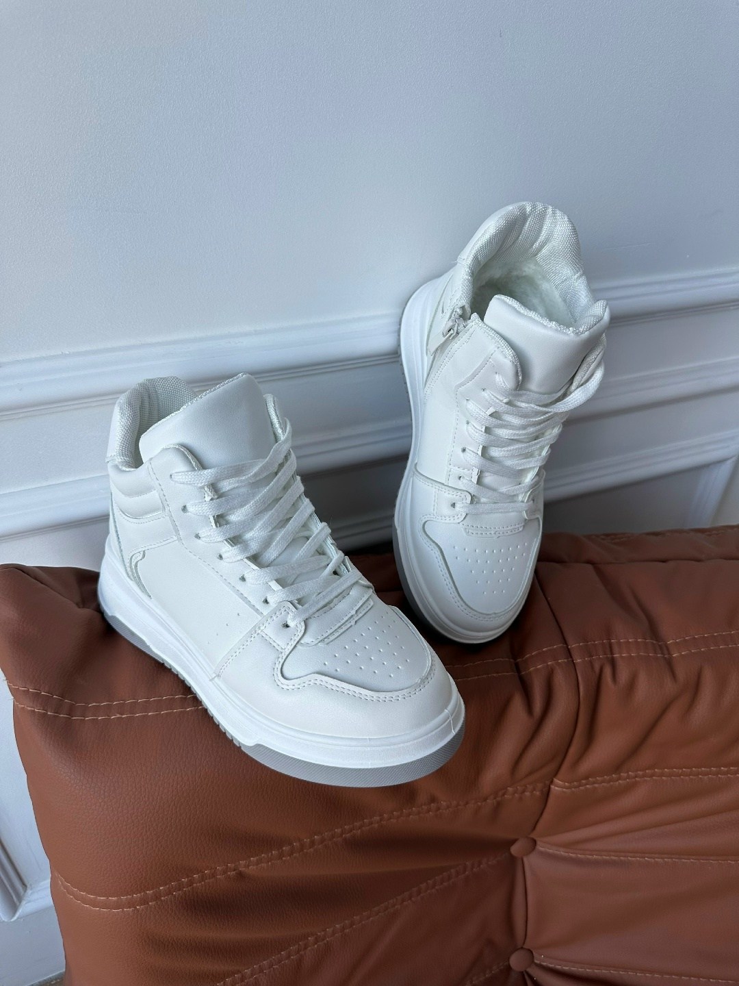 ,белые кроссовки женские,кроссовки женскиe,кроссовки белые высокие на платформе jambi,зимние кроссовки женские белые высокие