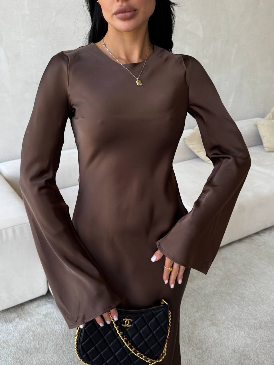 шелковое платье,шелковое платье с длинными рукавами,платье длинное с рукавами и шнуровкой moonchiiba,платье вечернее,женское платье