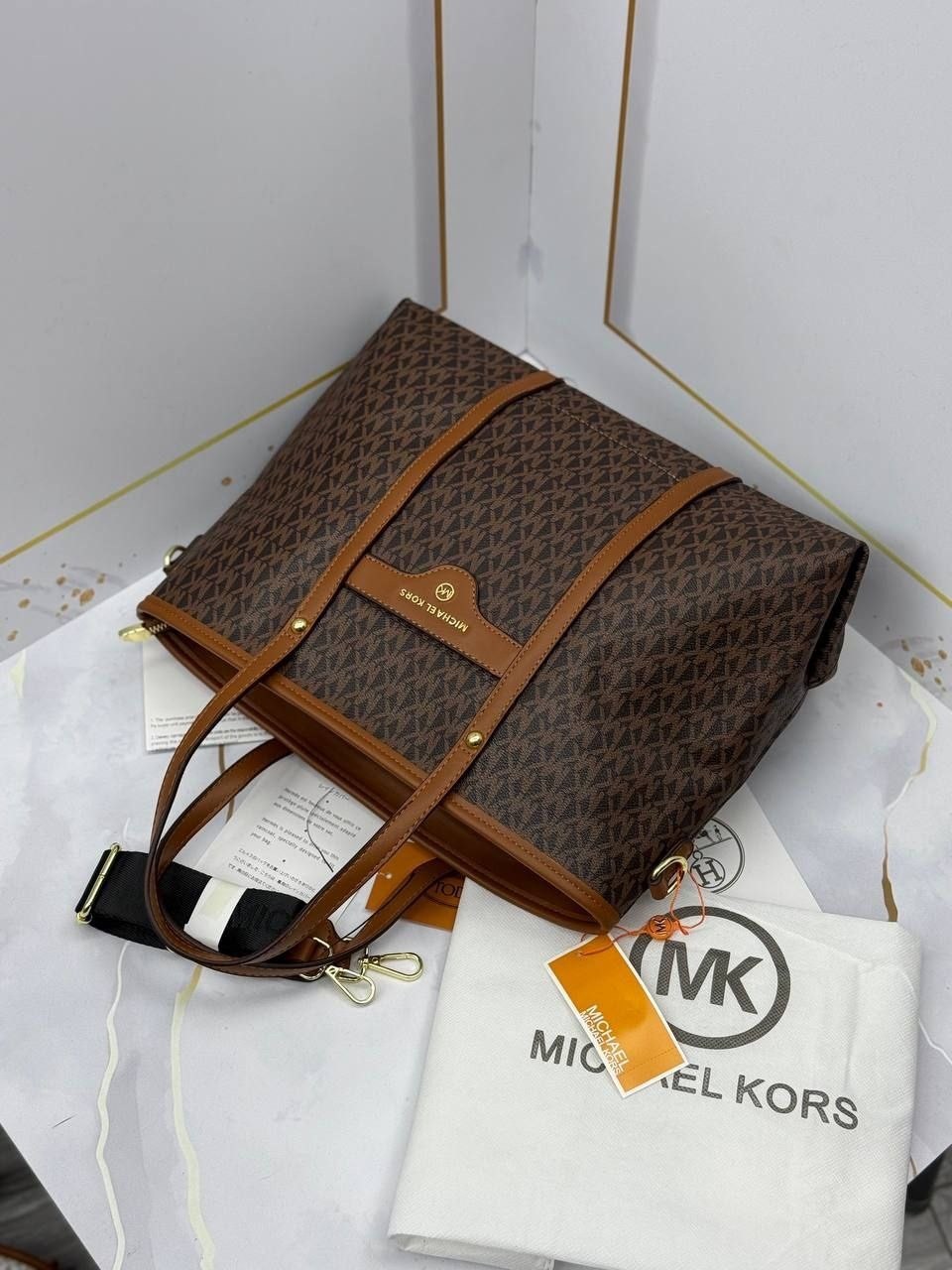 сумка женская michael kors,сумка michael kors,сумка,модная сумка,сумка шоппер michael kors