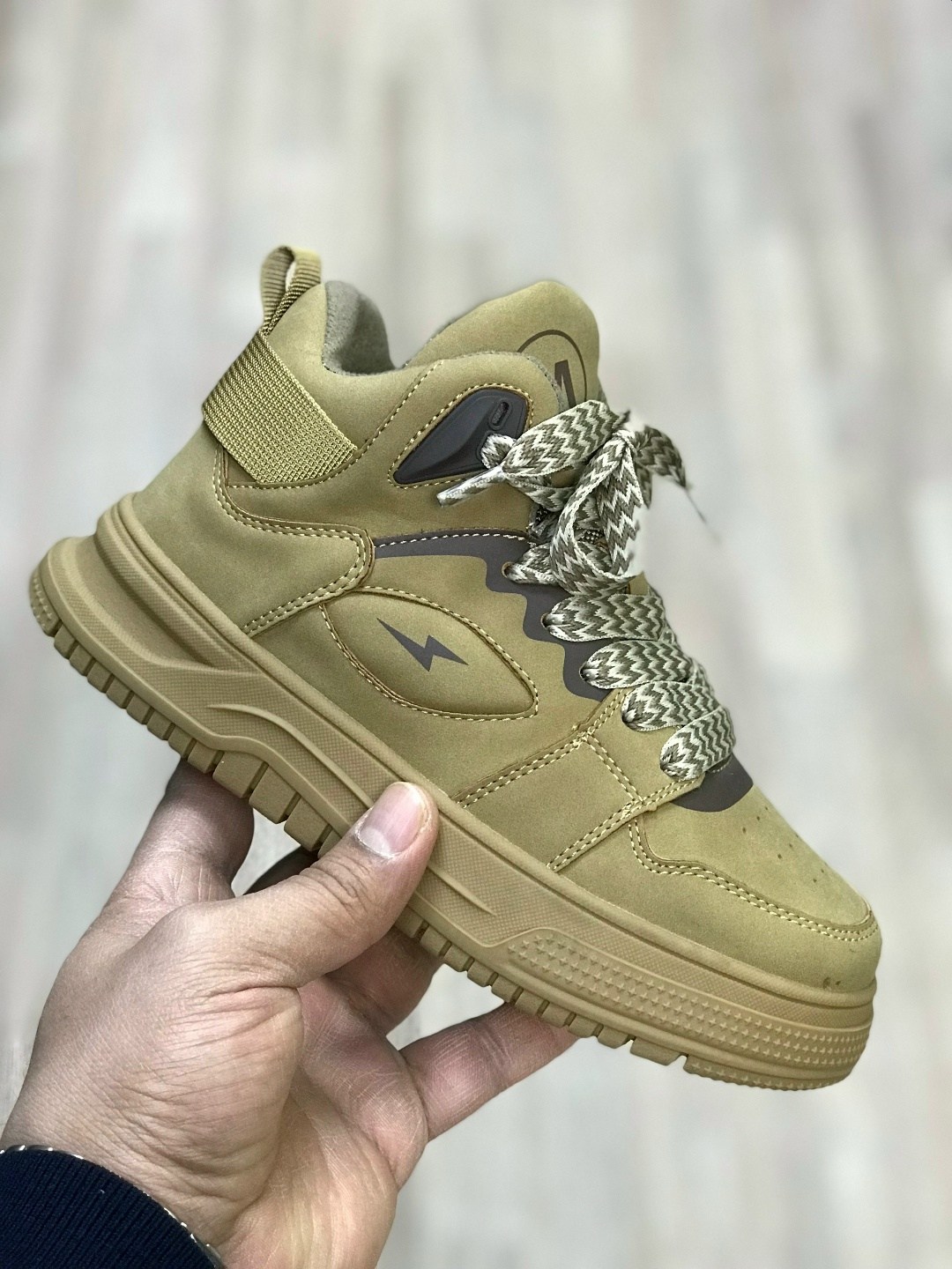 ,обуви,ботинки мужские,женская ,повседневная