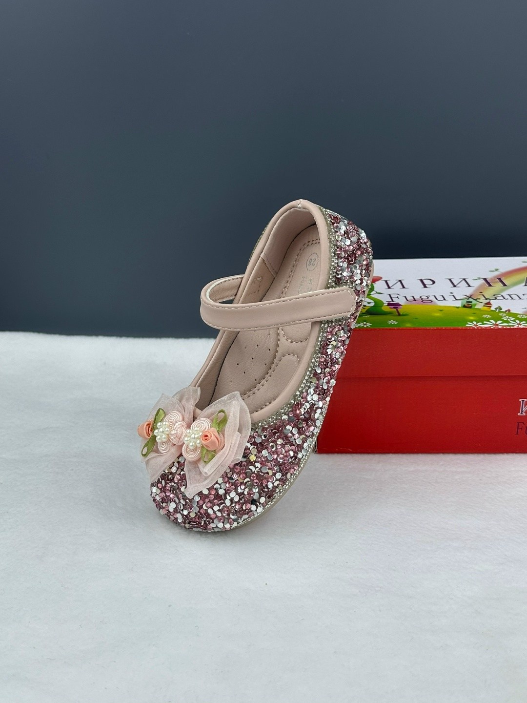 туфли нарядные для девочек,туфли для девочек,туфли для принцессы,детские туфли,детские туфли принцессы