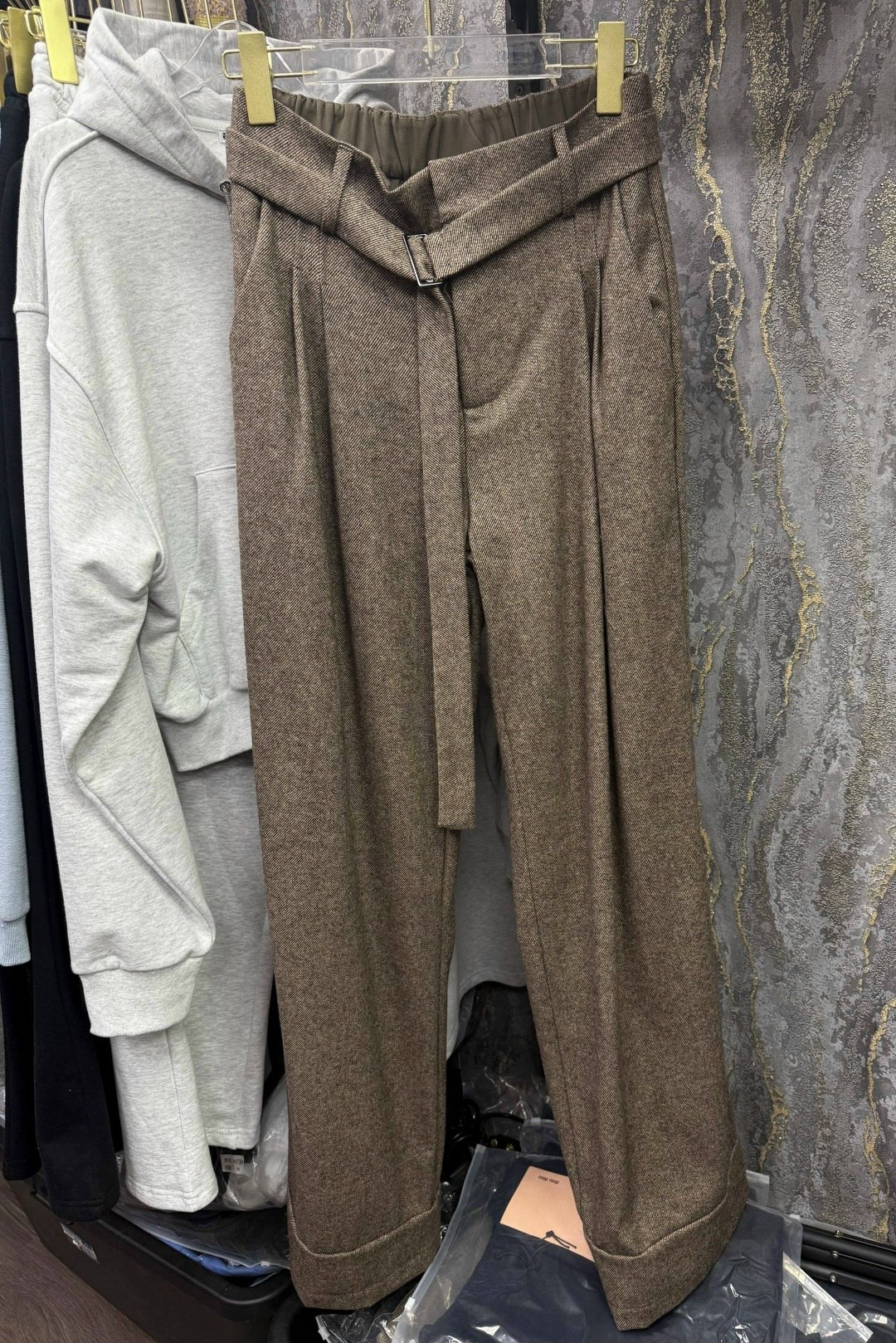 повседневный костюм,женские деловые костюмы,деловой костюм,женские костюмы,костюм женский брючный