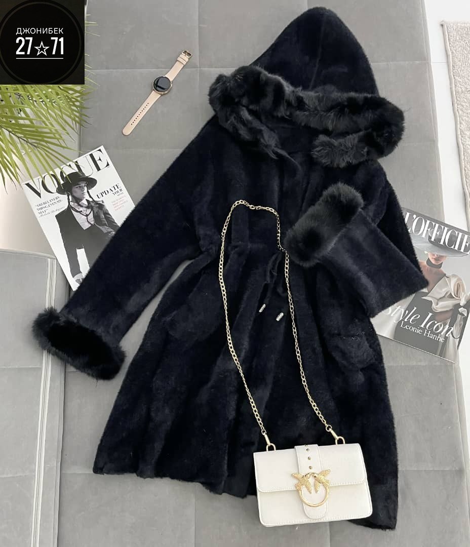 стильное пальто,пальто женские,пальто с мехом,меховое пальто,меховое пальто с капюшоном