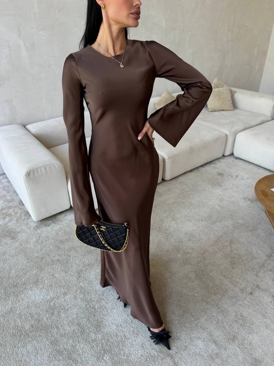 шелковое платье,шелковое платье с длинными рукавами,платье длинное с рукавами и шнуровкой moonchiiba,платье вечернее,женское платье