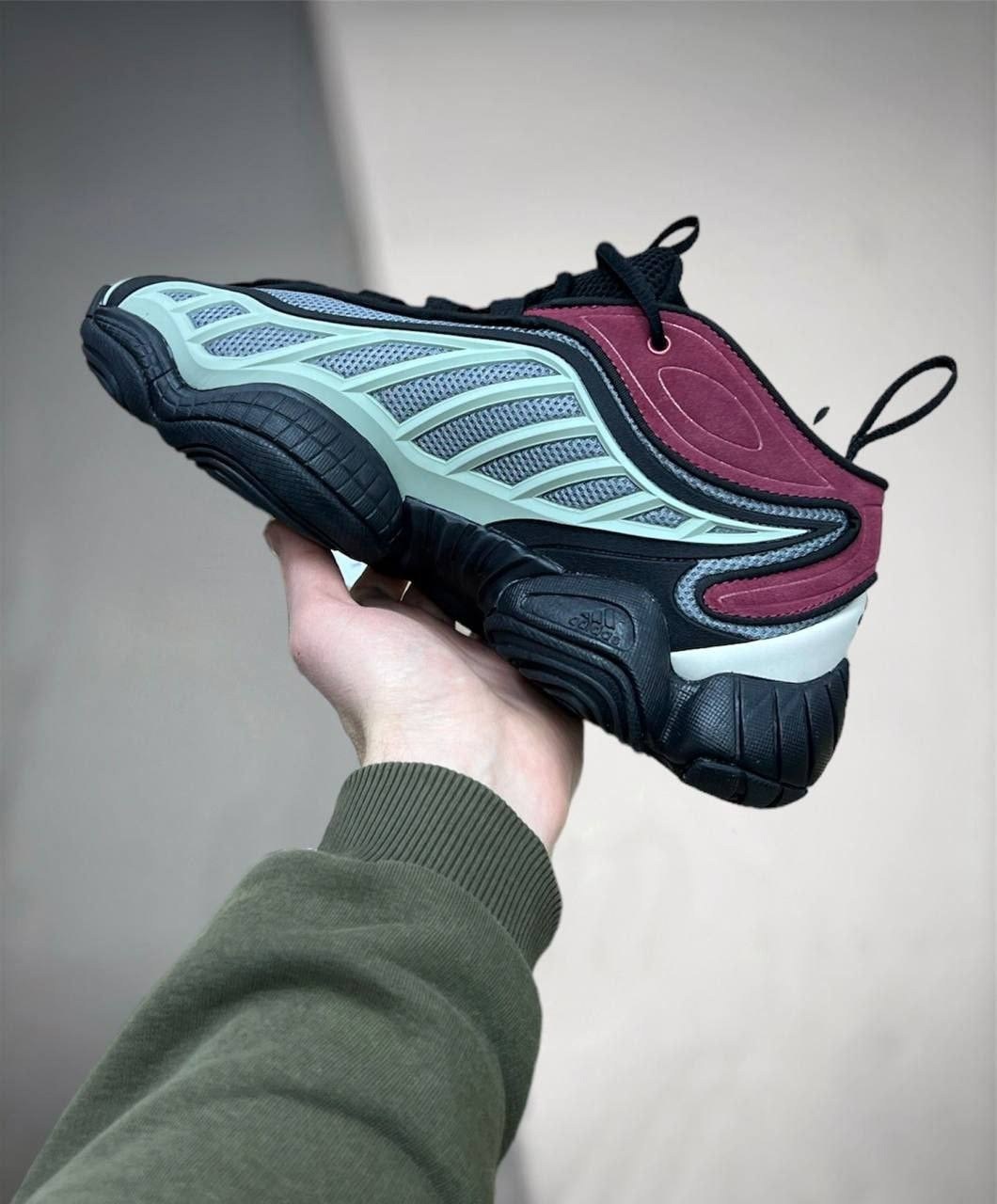 кроссовки adidas,кроссовки,кроссовки adidas yeezy 500,кроссовки мужские adidas,кроссовки adidas yeezy