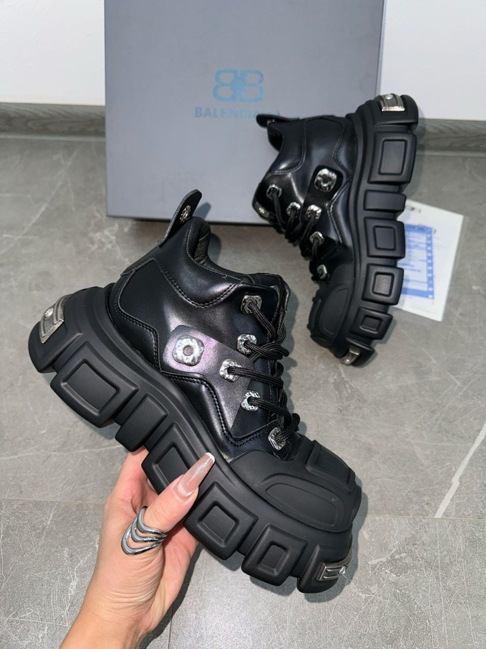 ,ботинки new rock,модная женская ,модные кроссовки,кроссовки на платформе из коллаборации с new rock vetements белый