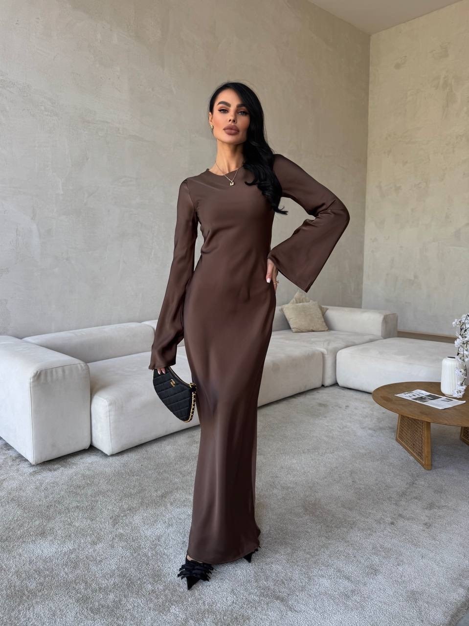 шелковое платье,шелковое платье с длинными рукавами,платье длинное с рукавами и шнуровкой moonchiiba,платье вечернее,женское платье