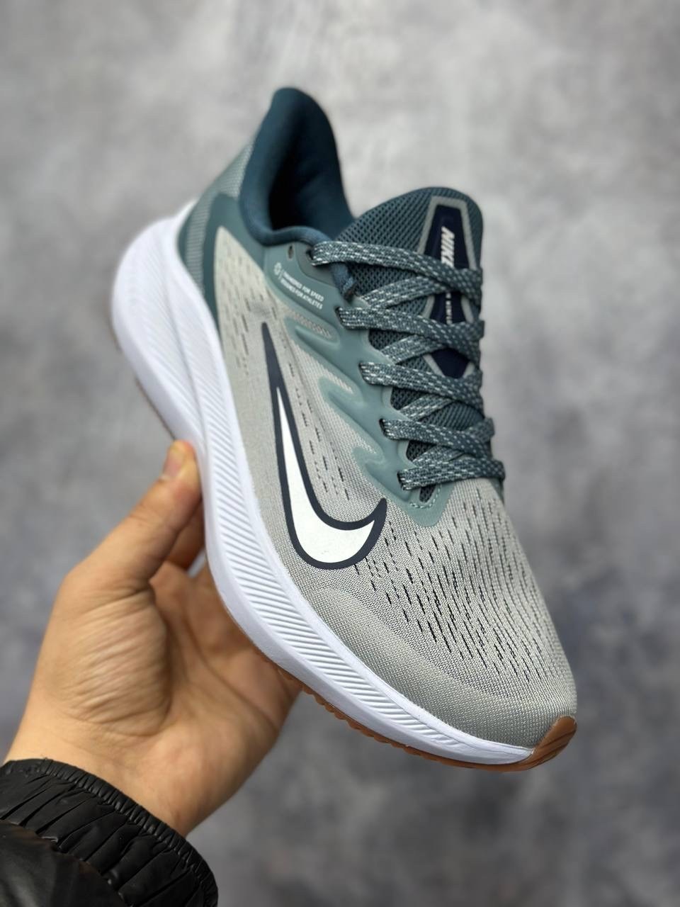 nike zoom winflo,мужские беговые кроссовки nike zoom winflo 7,кроссовки nike zoom winflo,кроссовки мужские nike,nike zoom winflo 7