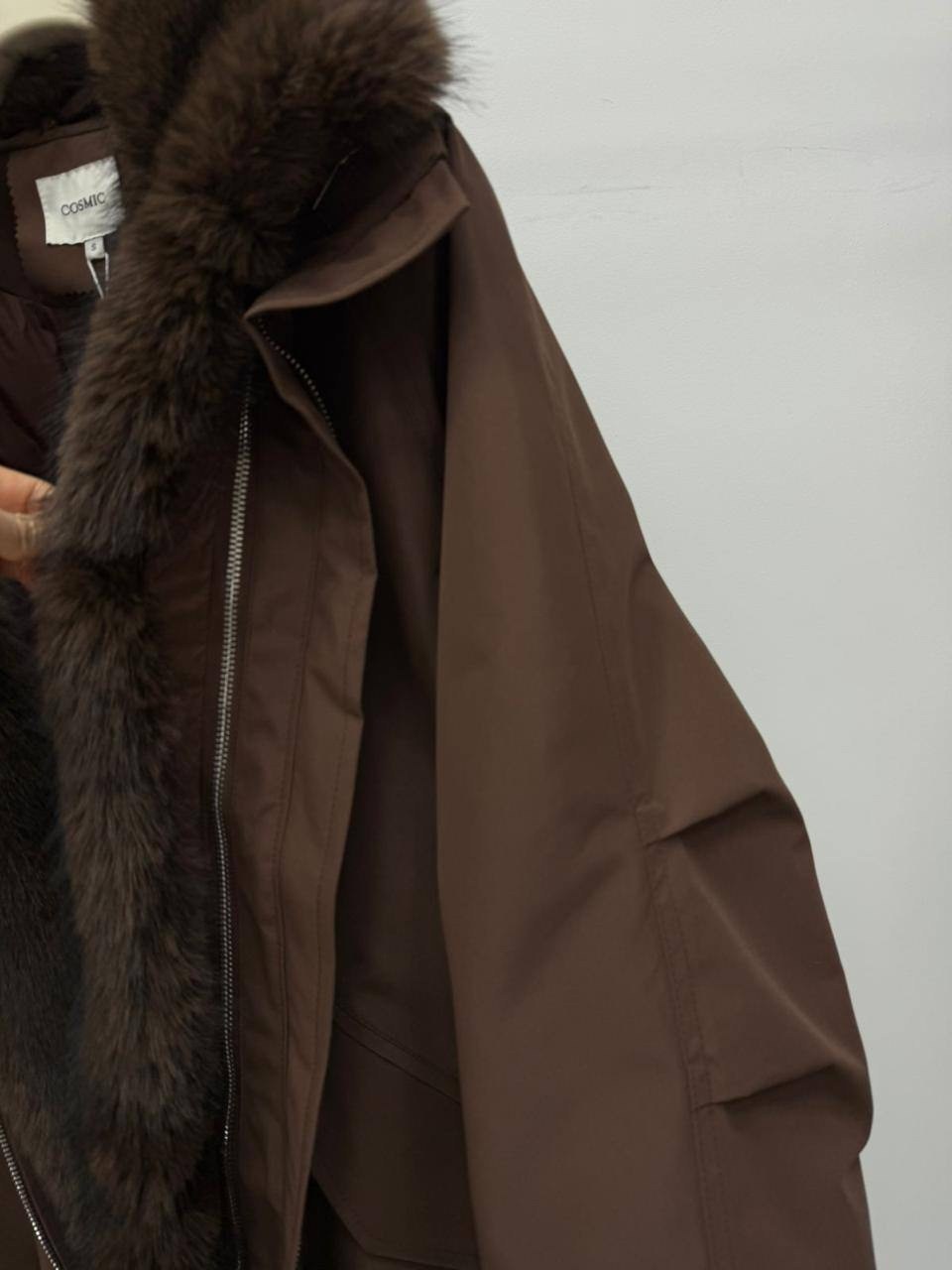 теплая куртка,куртка с натуральным мехом,женская парка,женская зимняя куртка,парка женская зимняя