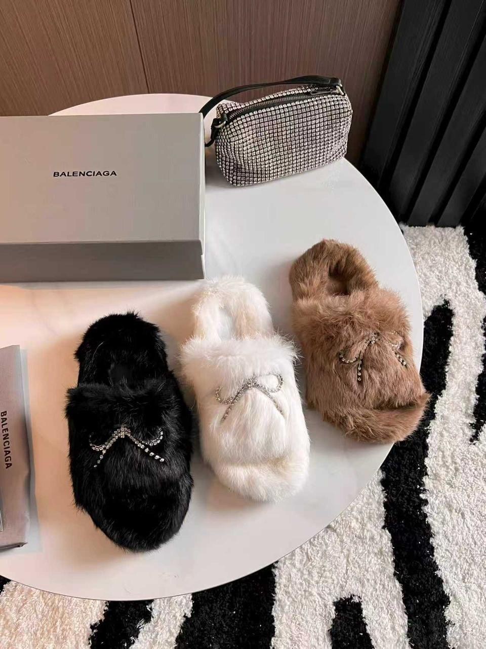 меховые тапочки,тапочки домашние меховые,женские домашние тапочки,тапочки модные,тапочки женские