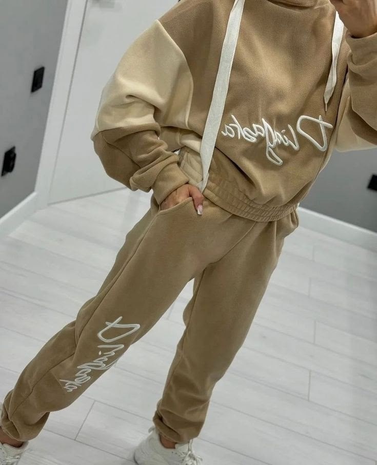 cпортивный костюм женский на флисе,костюмы женские спортивные,костюм на флисе,костюм худи,костюм женский на флисе