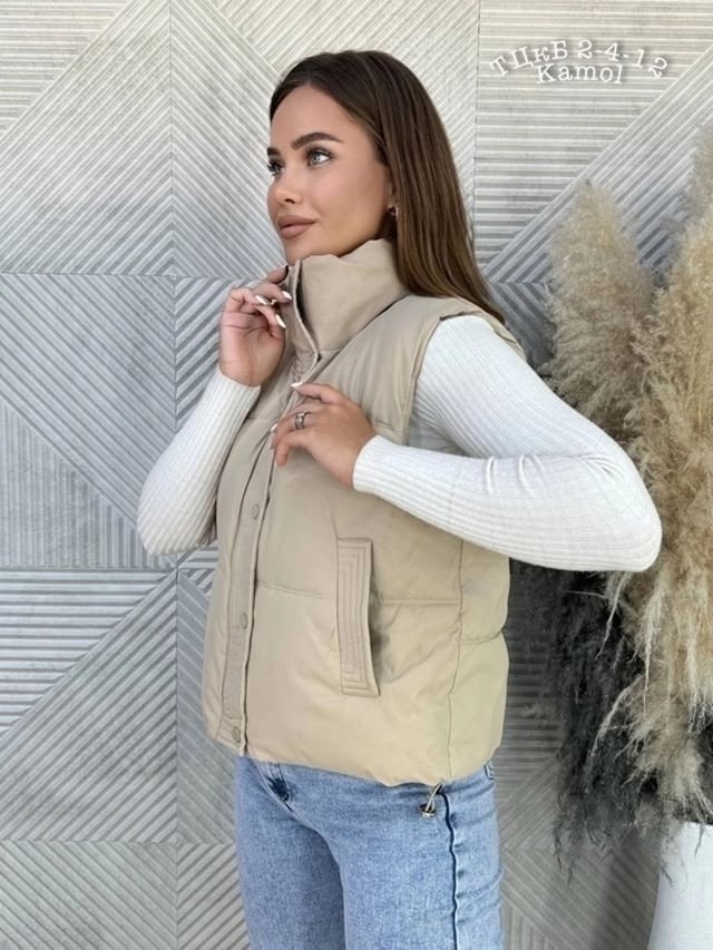стильные женские жилетки,жилетка женская,жилет из экокожи женский бежевый,жилет женский,жилет