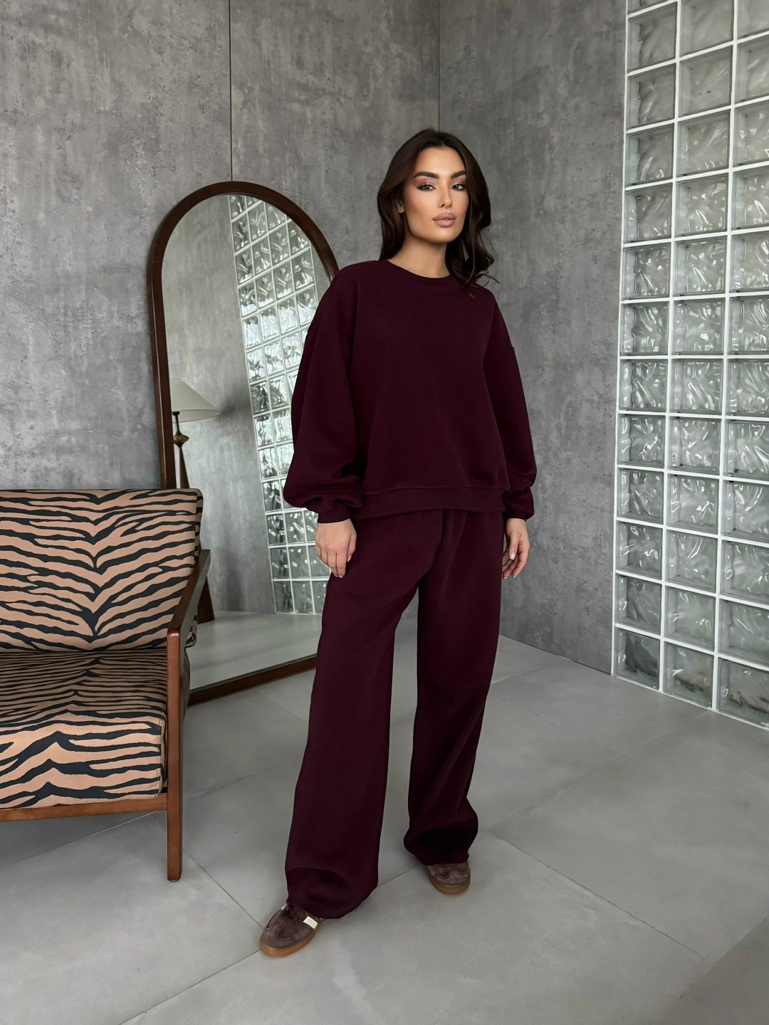 костюм женский,костюм бордовый,спортивные костюмы в стиле оверсайз,костюм спортивный женский,бордовые брюки