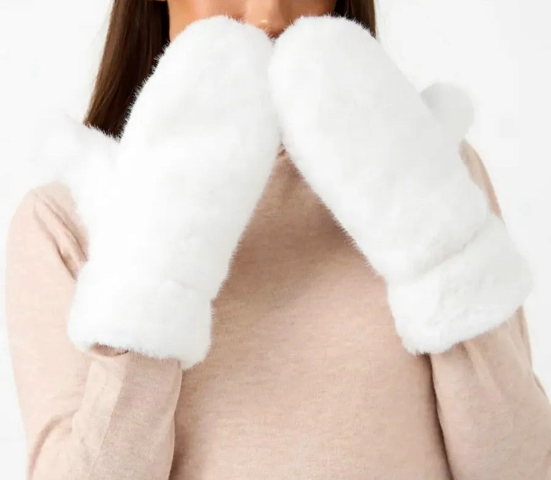 шубка,шуба,белая шубка,меховые изделия,женщин