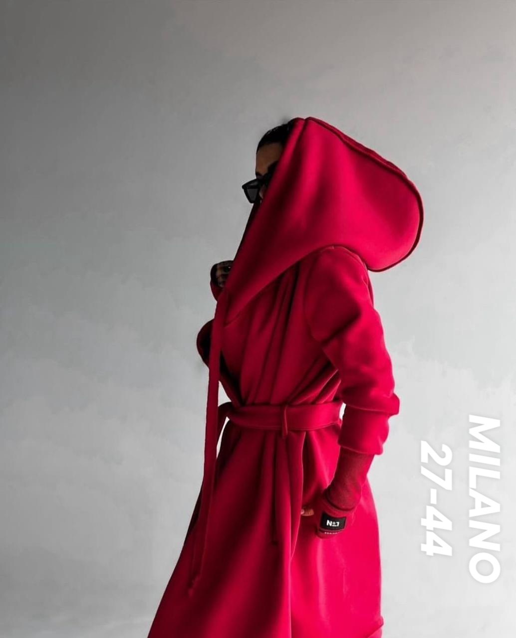 модное пальто,пальто с капюшоном,пальто накидка,красное пальто,мантия с капюшоном