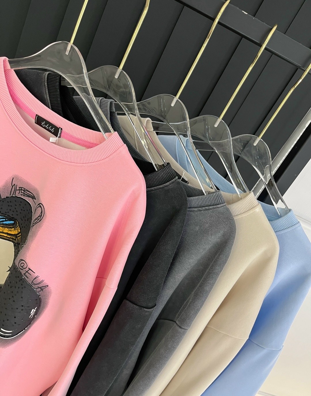 розовый свитшот,женский свитшот,модная толстовка,cвитшот для девочки,розовый свитшот с микки маусом