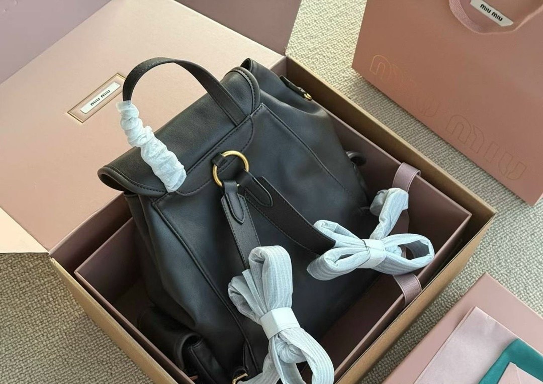 женские рюкзаки,рюкзак,брендовые рюкзаки,кожаные рюкзаки,модные рюкзаки