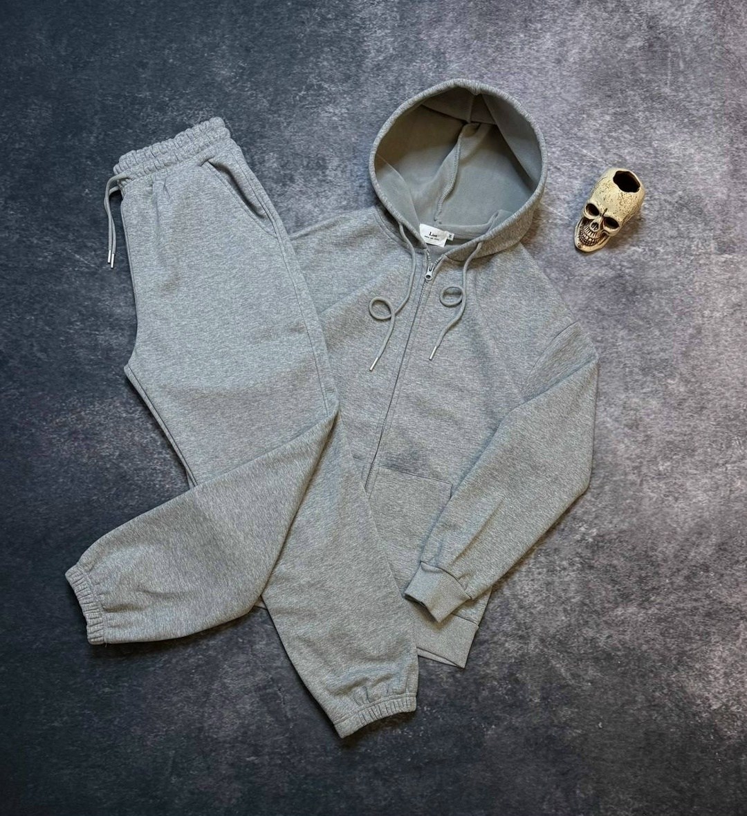 спортивный костюм brunello cucinelli,мужской спортивный костюм,костюм спортивный,спортивный костюм для мужчин