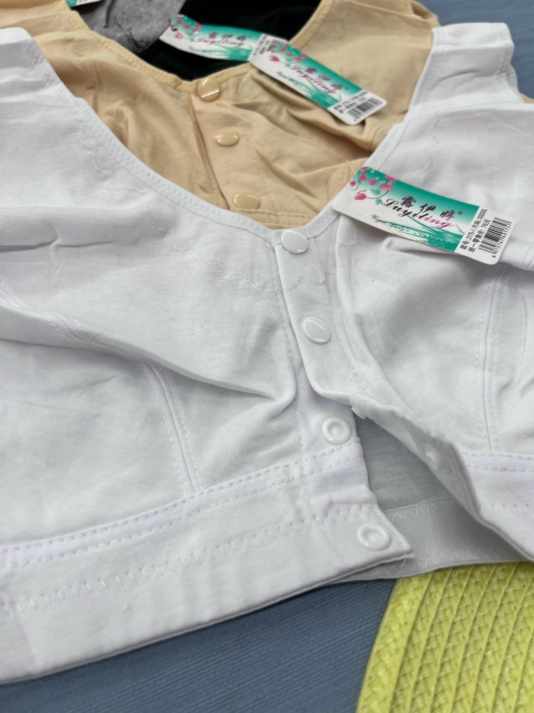 бюстгальтер топ,бюстгальтер комплект,бюстгальтер,женские бюстгальтеры,женское бельё бюстгальтеры