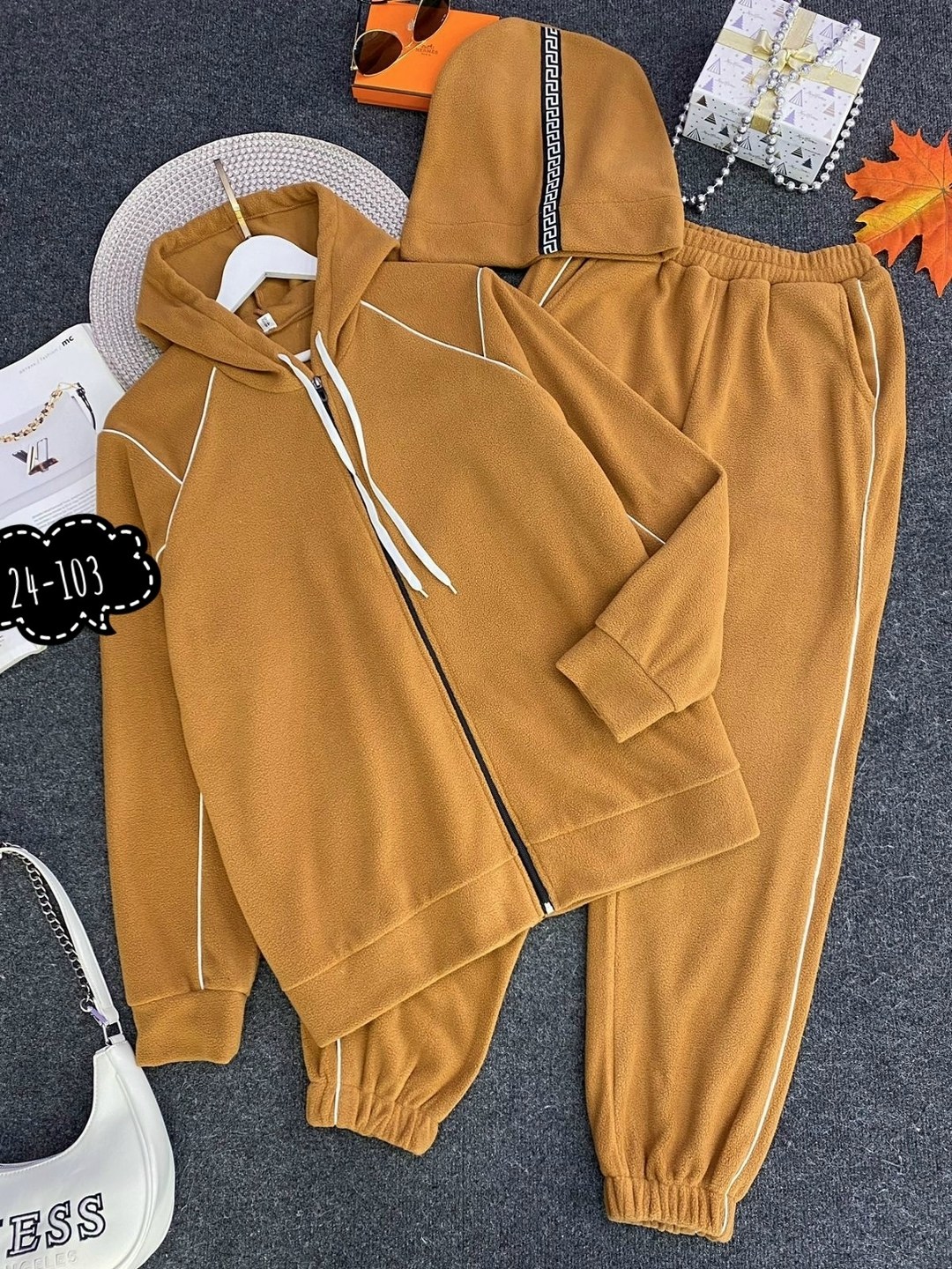 велюровый спортивная костюм,велюровый костюм,женский серый спортивный велюровый костюм,велюровый спортивный костюм женски,велюровый костюм женский