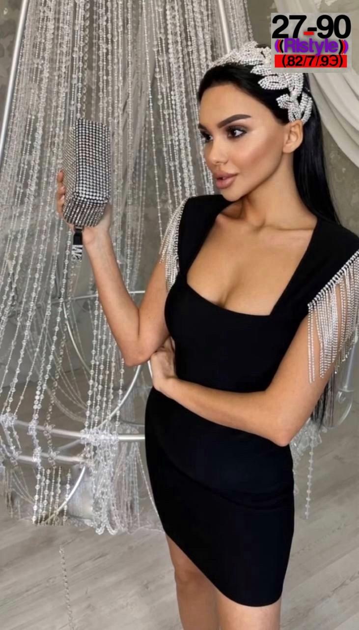 платье стразы,платье,бандажное платье с бахромой из страз,платье черное,облегающее платье