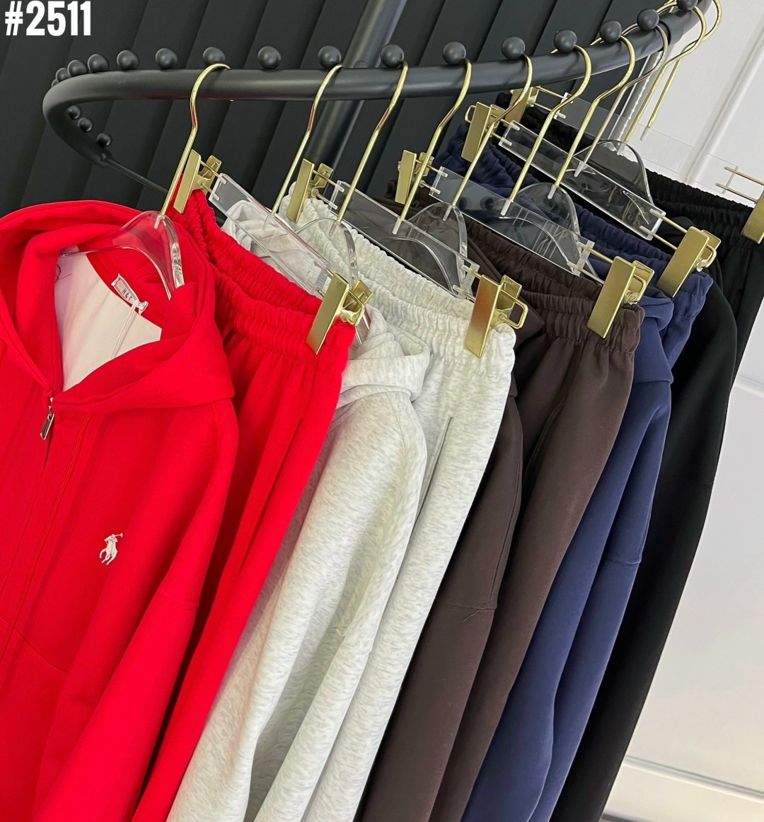 спортивный костюм,костюм на флисе,спортивный костюм женский,женский костюм,спортивный женский костюм красный