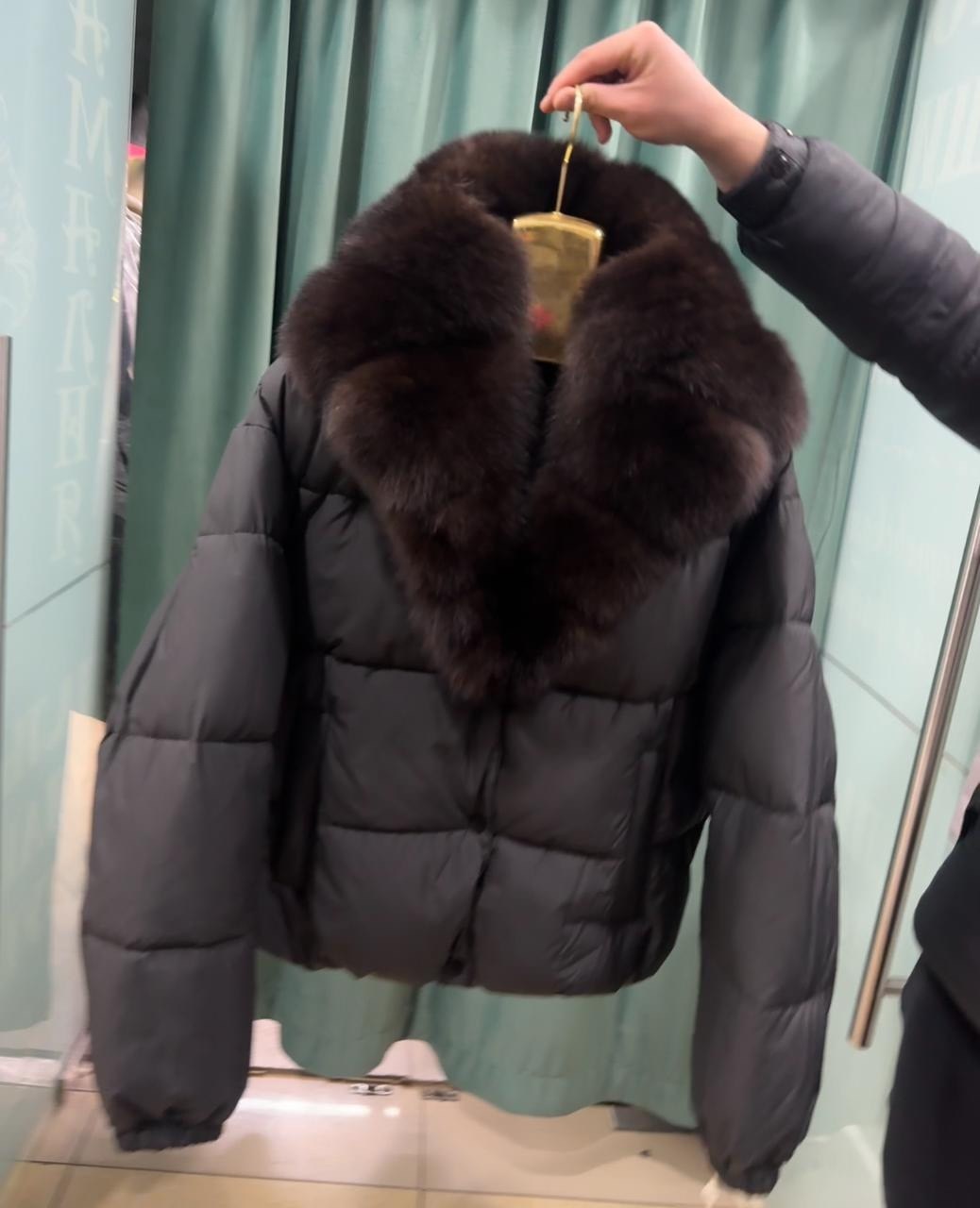 женский пуховик,пуховик с натуральным мехом,пуховик женский с натуральным мехом,зимние куртки,короткий пуховик