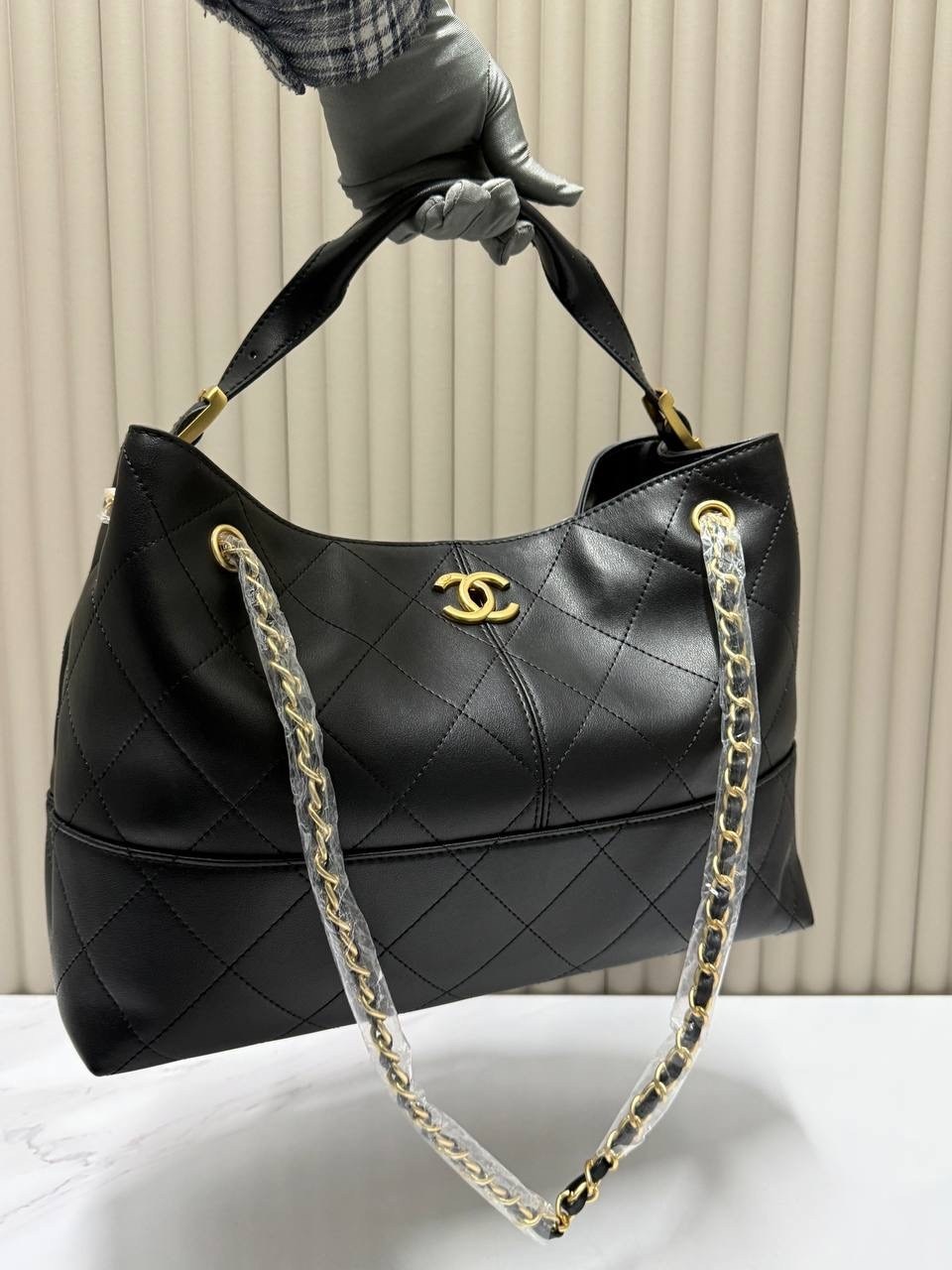 сумка chanel,сумка женская chanel,сумка,женская замшевая сумка chanel shopping bag бежевая с черным,брендовая женская сумка