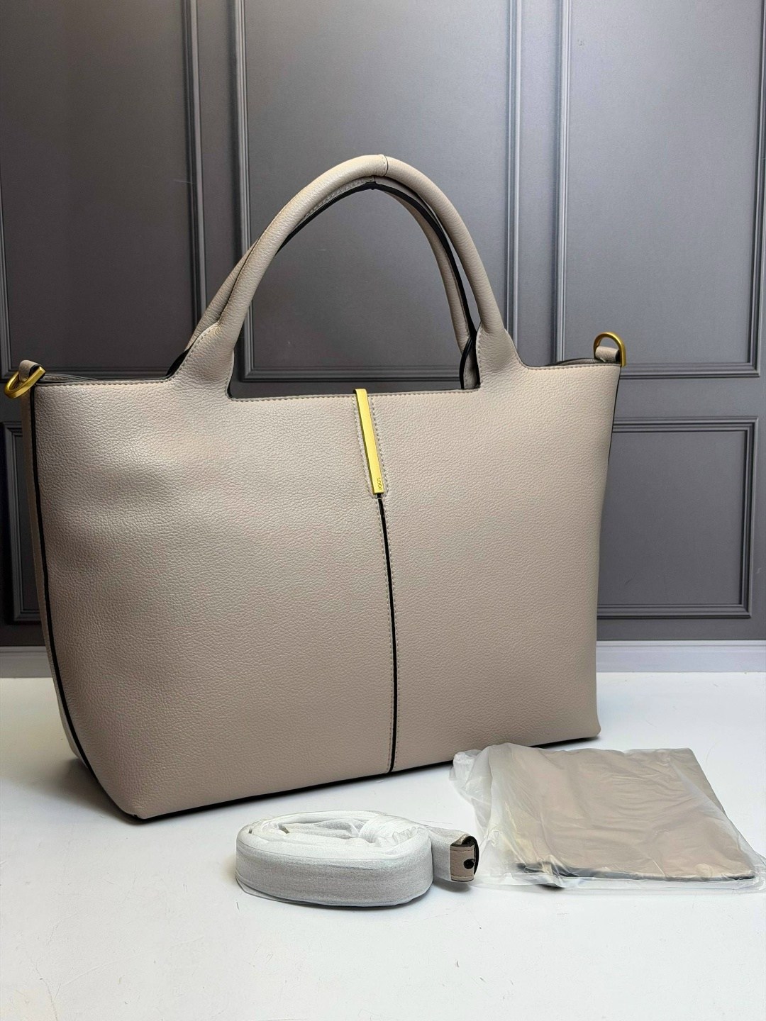 сумка,сумка женская,женская кожаная сумка,модная сумка,прада сумка женская