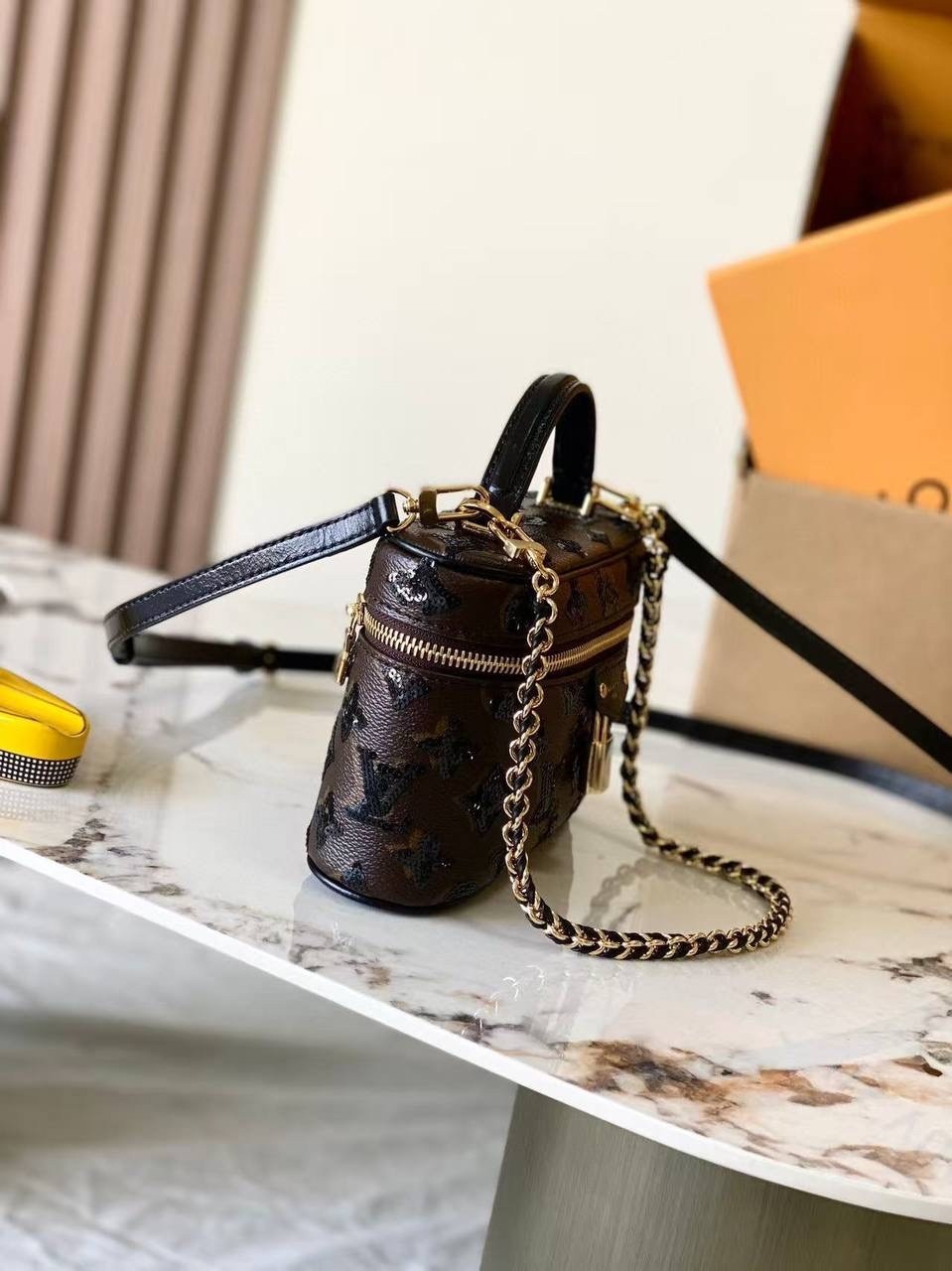 женская сумка louis vuitton,сумка louis vuitton,косметичка луи виттон,louis vuitton сумка на плечо,модная женская сумка