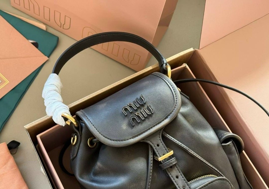 рюкзак женские,кожаные рюкзаки,брендовые рюкзаки,рюкзак,женский кожаный рюкзак