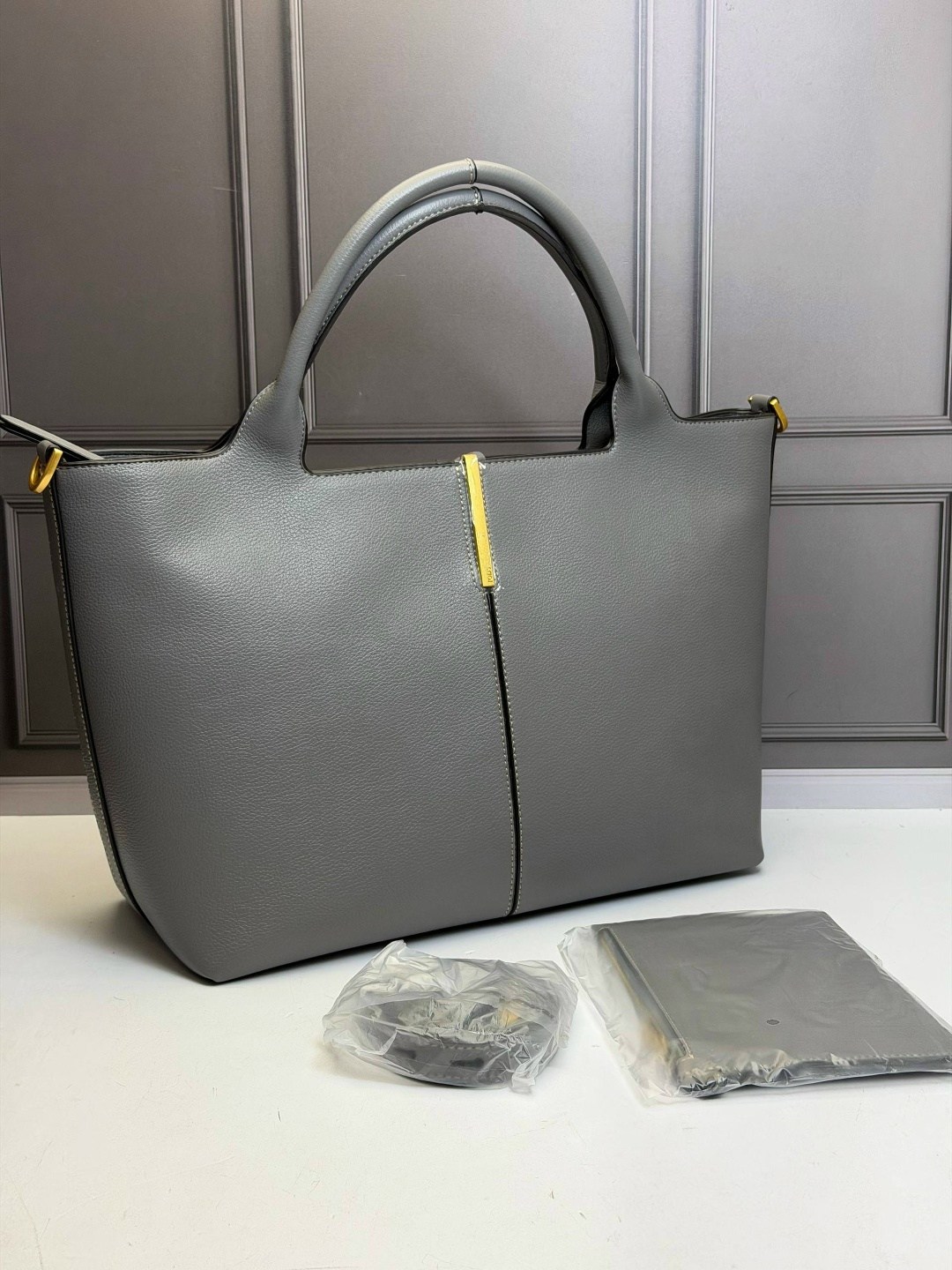 сумка,сумка женская,женская кожаная сумка,модная сумка,прада сумка женская