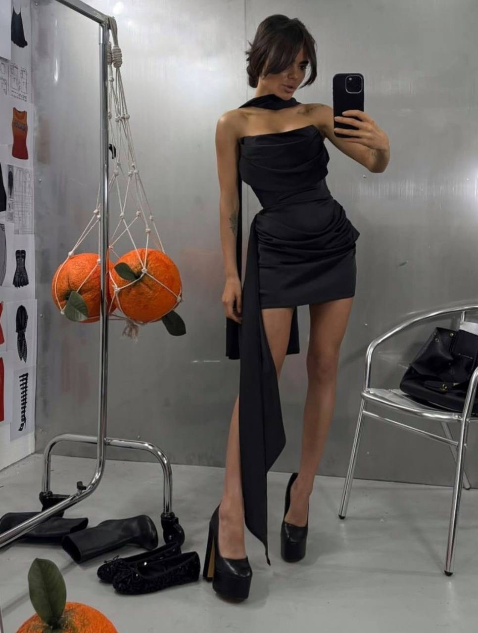 атласные платья,короткие платье,шикарное платье,коктейльное платье,женщина платье