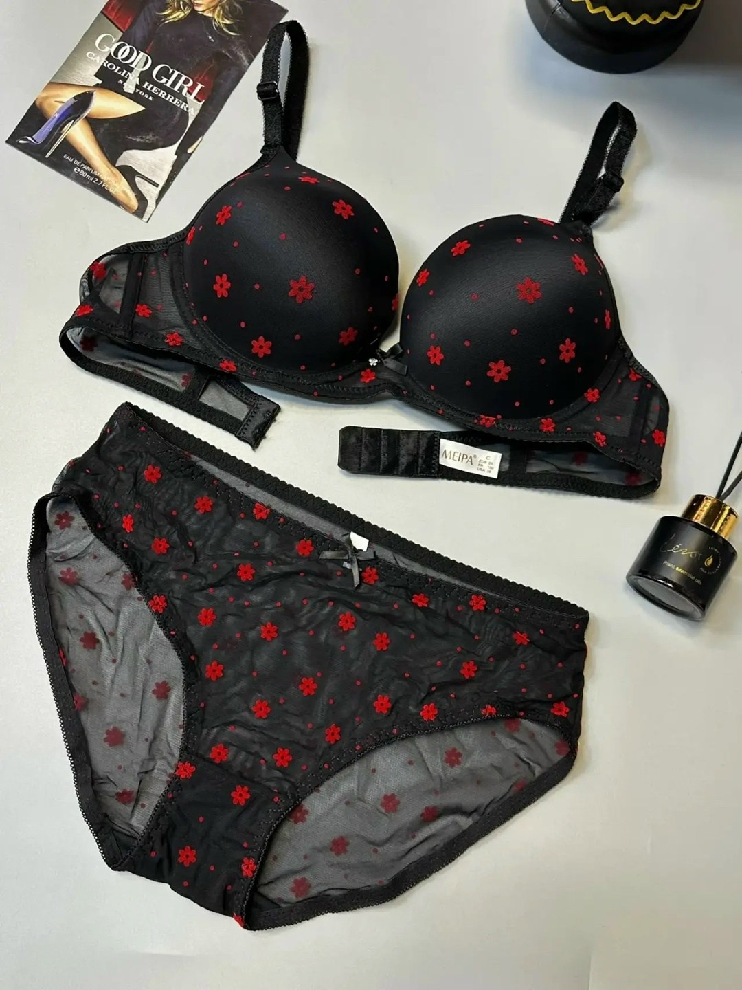 комплект нижнего белья,женский комплект нижнего белье,женское нижнее белье,женские белье,нижнее белье