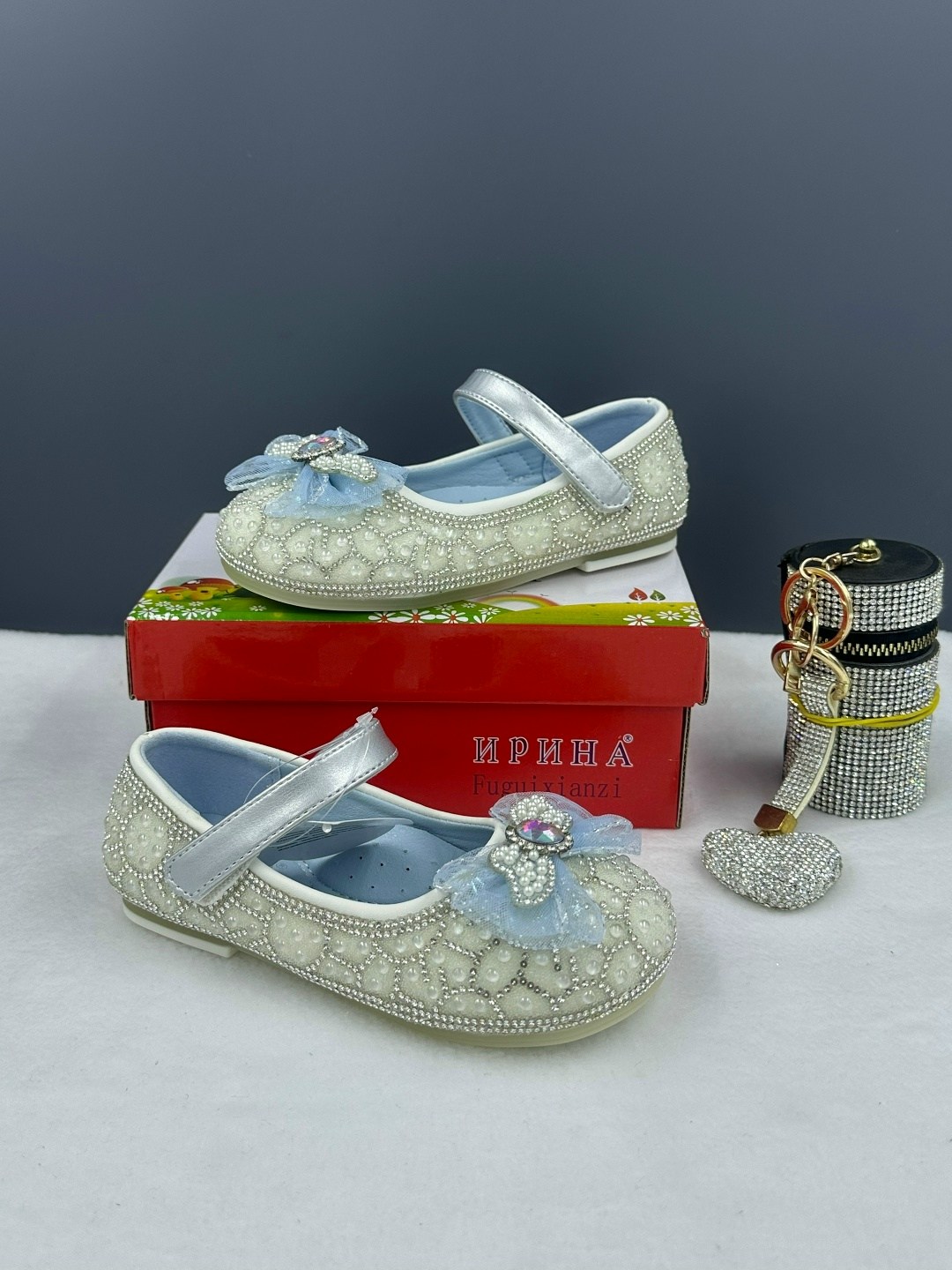 туфли нарядные для девочек,туфли для девочек,туфли для принцессы,детские туфли,детские туфли принцессы