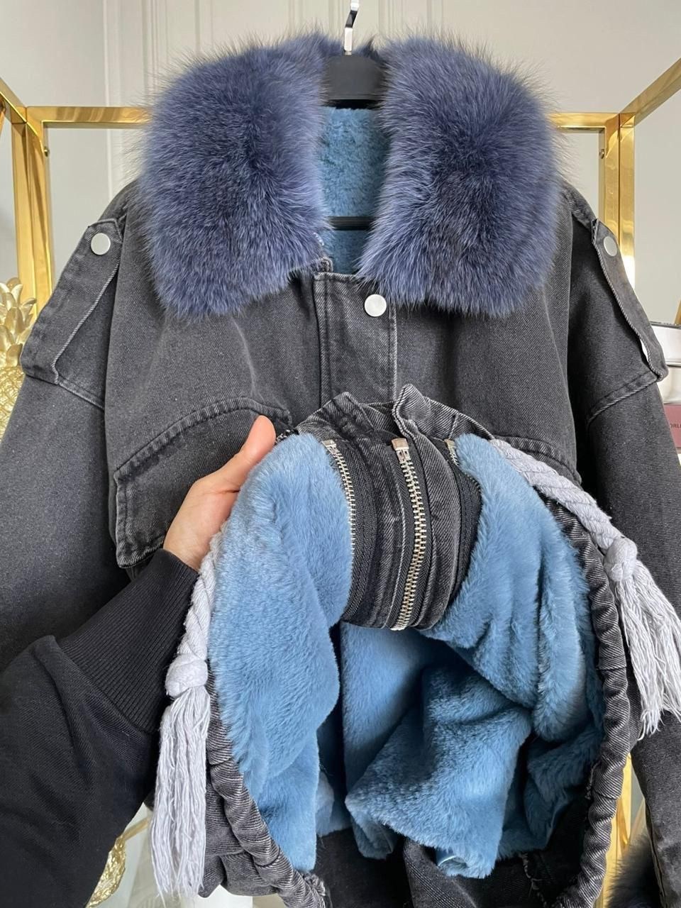 джинсовая куртка женская с натуральным мехом,зимняя джинсовая куртка с мехом,куртка джинсовая с натуральным мехом angel mood,зимняя джинсовая куртка женская на меху,джинсовка на утеплителе из мягкого