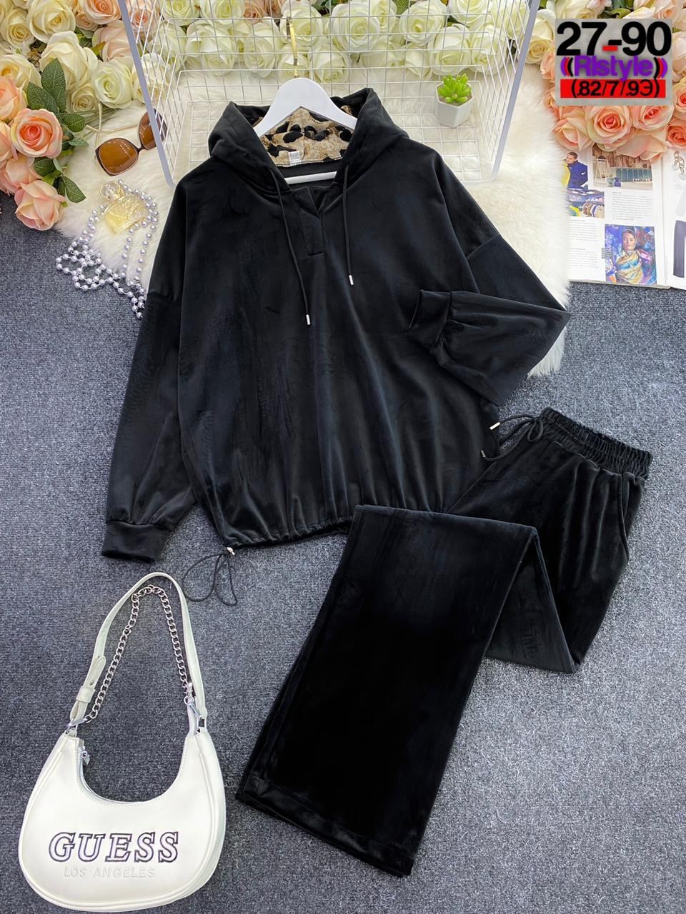 велюровый спортивная костюм,велюровый спортивный костюм женски,костюм велюровый,спортивные костюмы женские,костюм велюровый женский