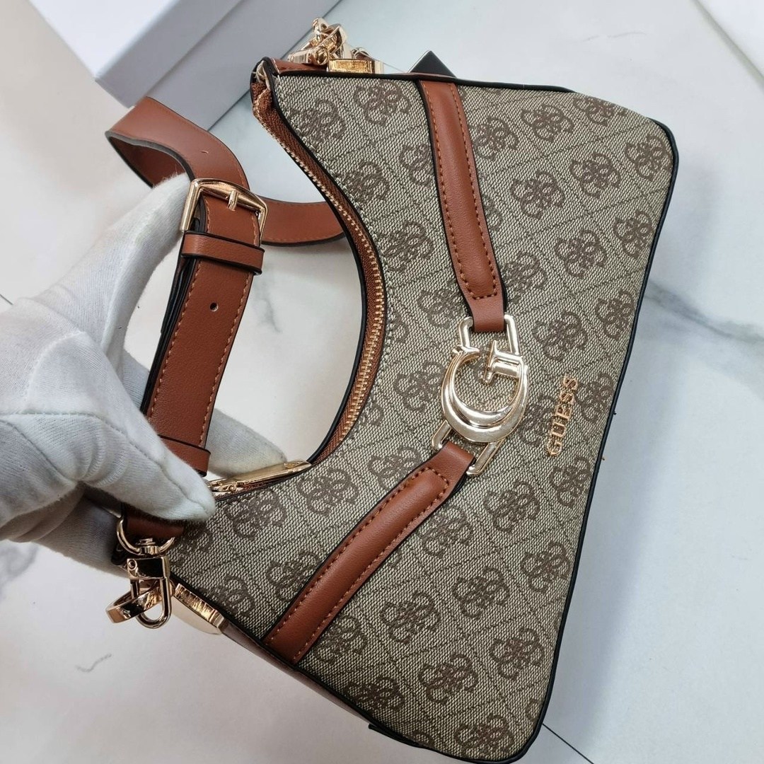 женская сумка guess,сумка guess,сумка guess оригинал,guess сумка на плечо,guess сумка кросс-боди