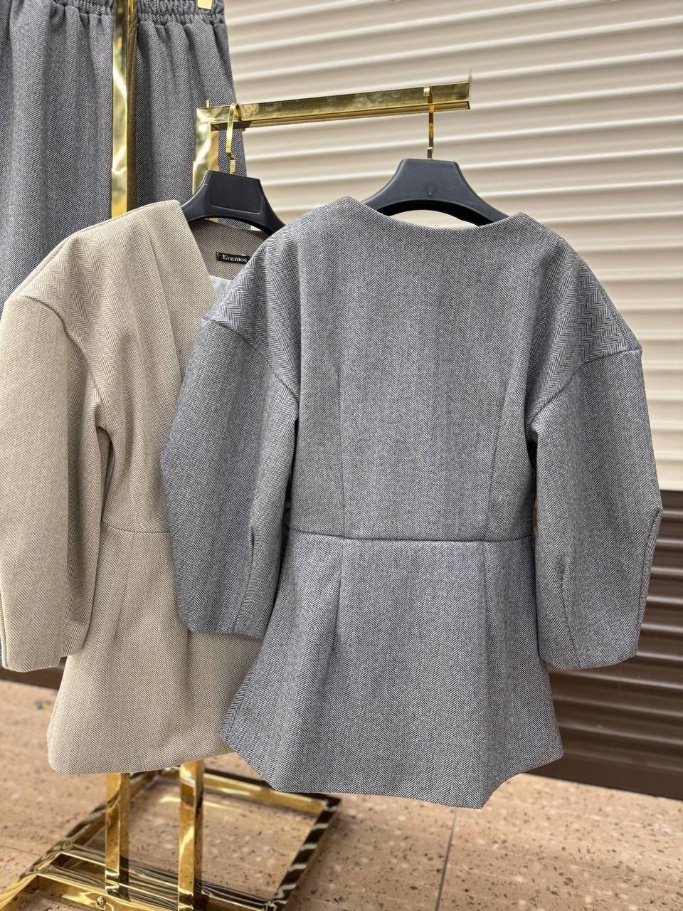 костюм женский,костюм с юбкой,костюм классический,женские костюмы с юбкой,костюм трикотажный