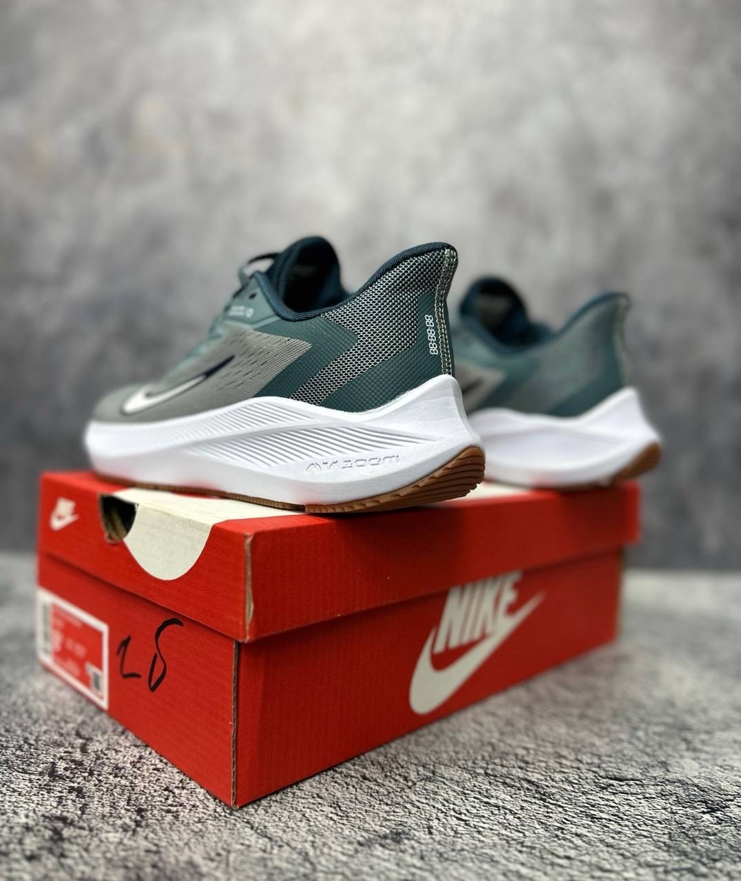 nike zoom winflo,мужские беговые кроссовки nike zoom winflo 7,кроссовки nike zoom winflo,кроссовки мужские nike,nike zoom winflo 7