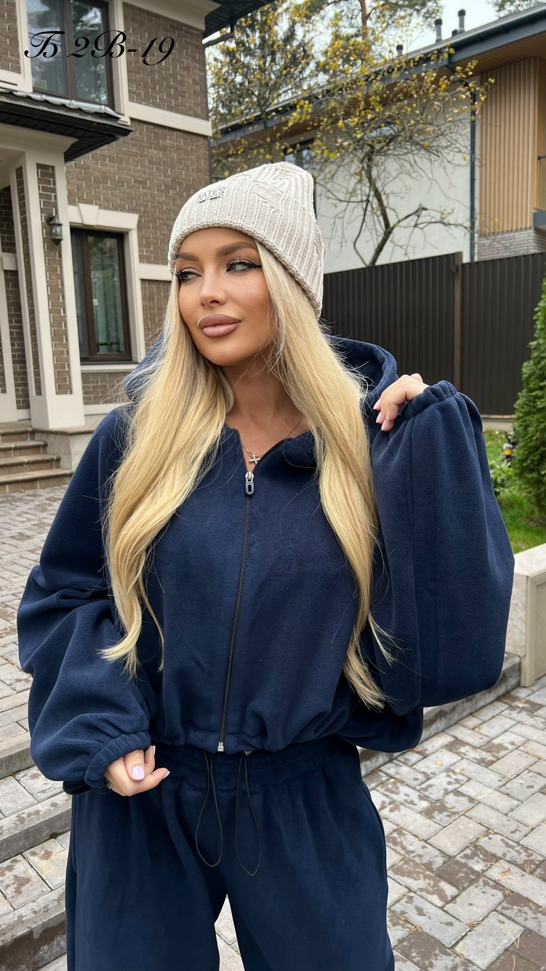 женская шапка,шапка,шапка вязаная,модная шапка,шапка для женщин