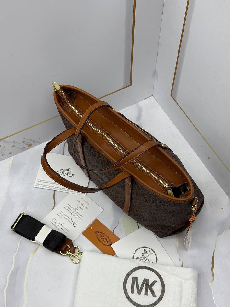 женская сумка michael kors,сумка шоппер michael kors,женская сумка большая стильная michael kors,сумка michael kors,сумка женская через плечо michael kors